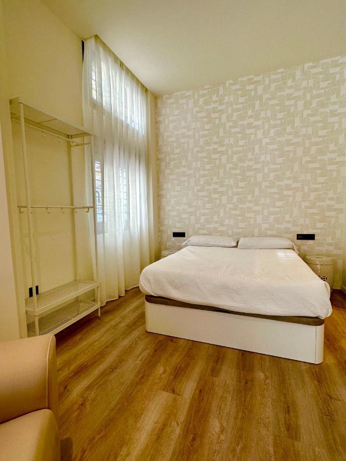 Apartamentos Sunsets Malaga Centro 外观 照片